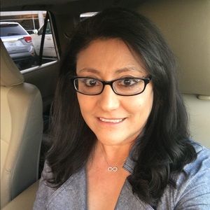 Meet your Posher, Rose